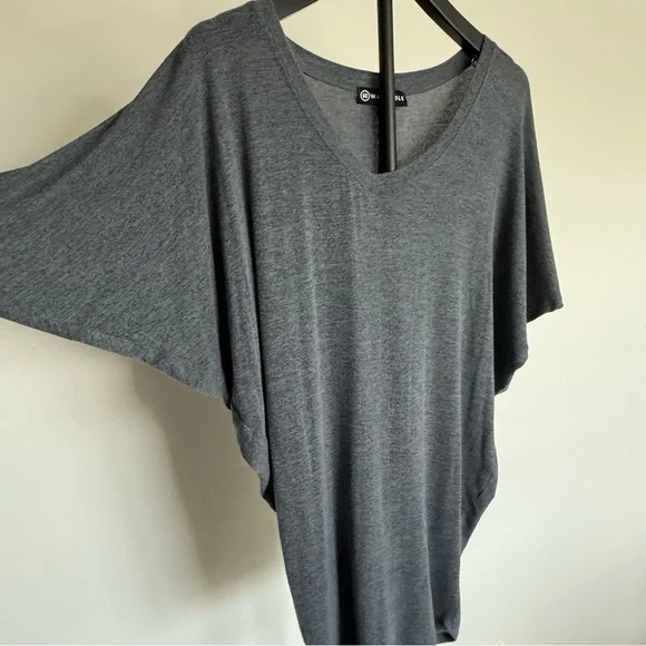 Gray Off-Shoulder V-Neck Dolman Top by Wantable Size XS - Picture 4 of 6